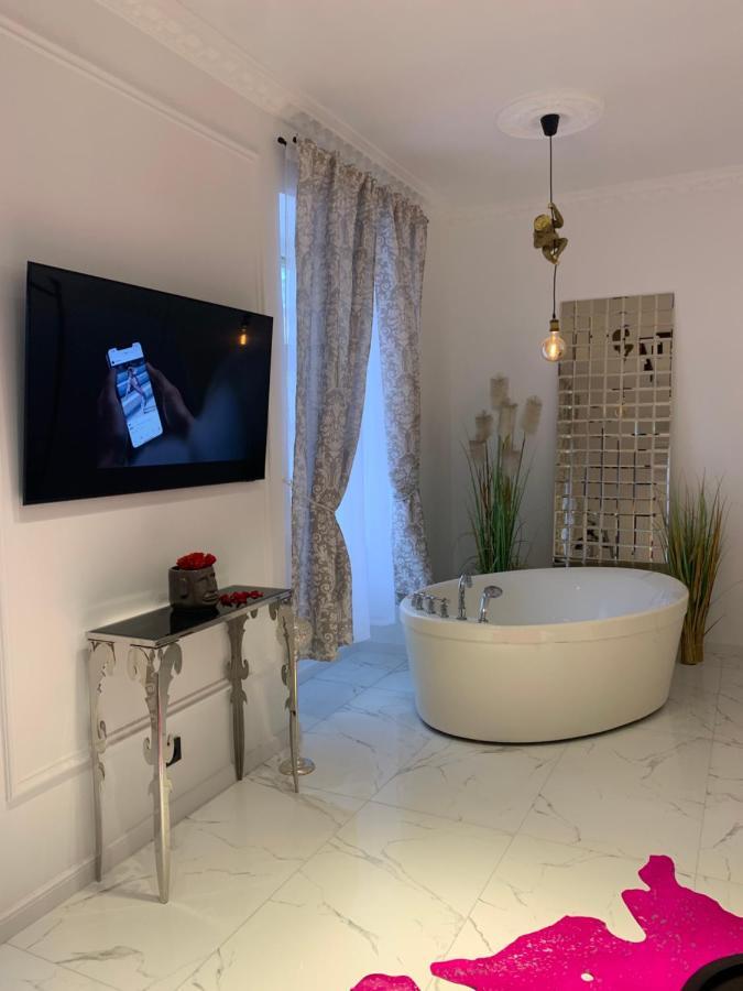 Tiltu 5 Jacuzzi Apartment Klaipeda Exterior photo